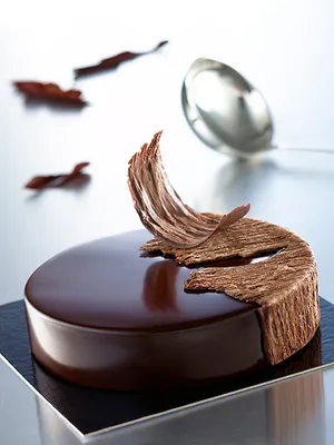 미로와 그라세지 쇼콜라 누아